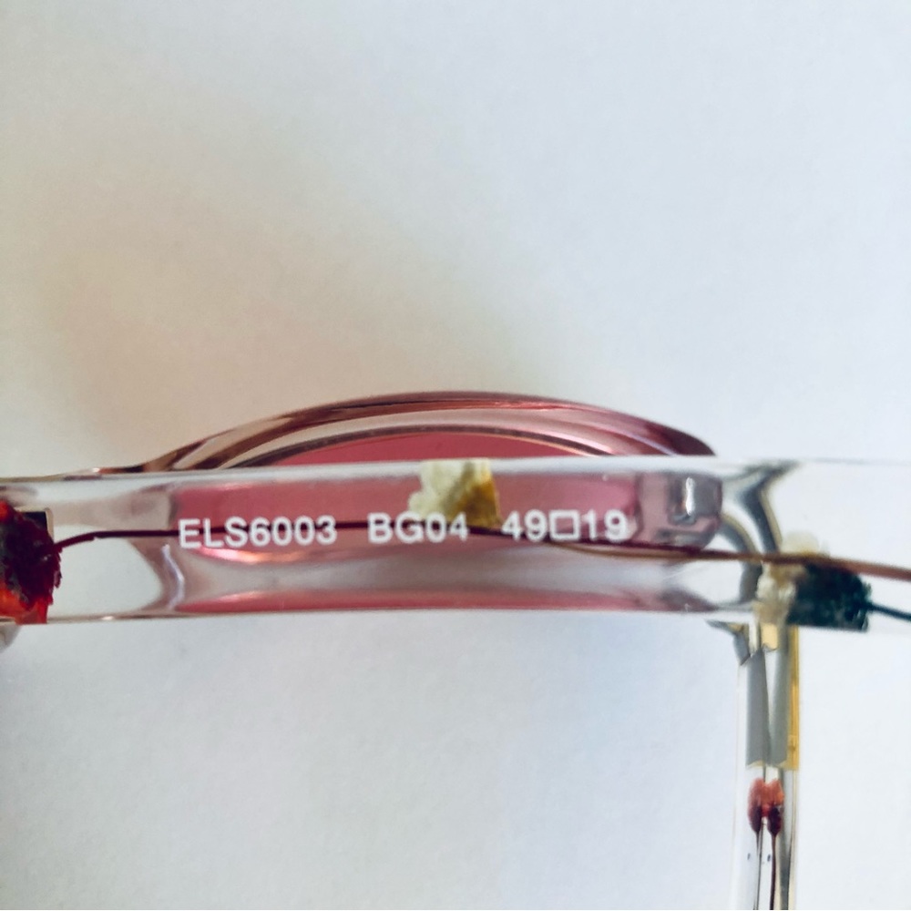 Glasses - Picture 6 of 7
